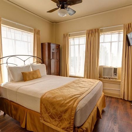 The Faust Hotel New Braunfels Dış mekan fotoğraf