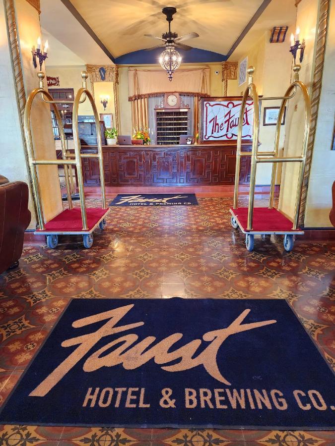 The Faust Hotel New Braunfels Dış mekan fotoğraf